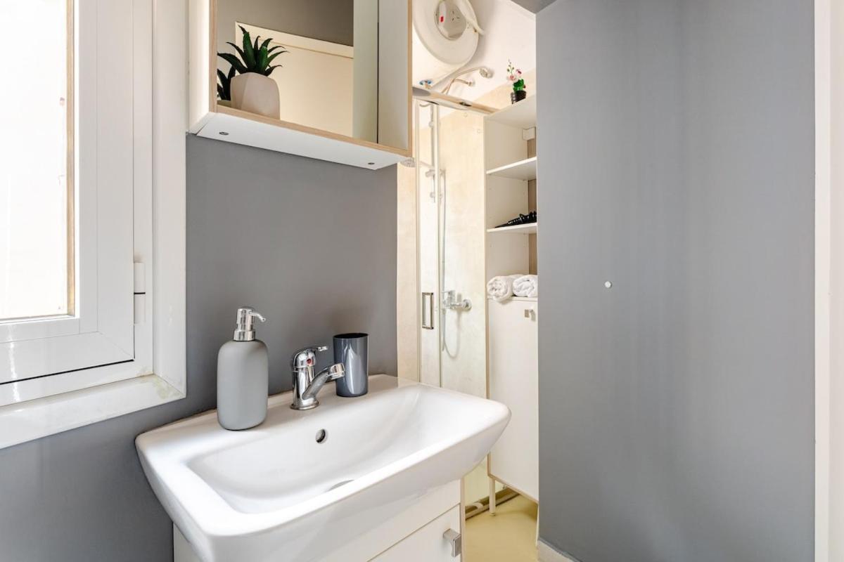 Lovely W/heated Jacuzzi &full Acropolis View * Athènes