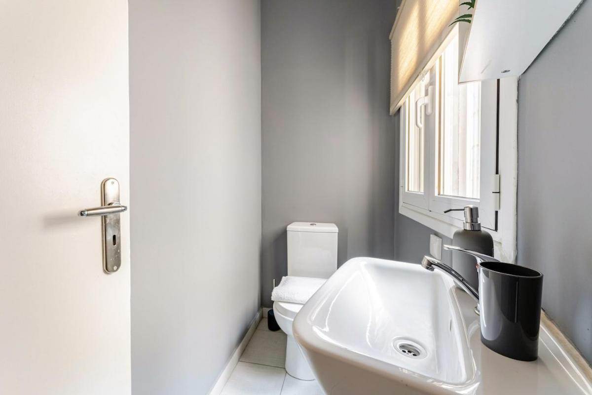 Lovely W/heated Jacuzzi &full Acropolis View Appartement *